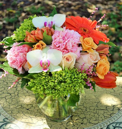 Send The Coral Reef Bouquet Bouquet Of Flowers From Venetian Flowers In