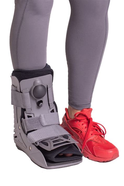 Ultra Light Short Full Shell Walking Boot Air Cast For Foot And Ankle