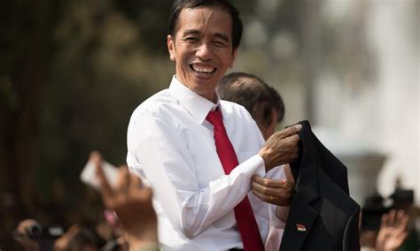 Kabinet terbarunya ini diberi nama kabinet indonesia maju. Jokowi namakan 34 menteri Kabinet Indonesia Maju 2019-2024 ...