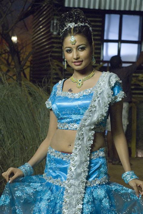 Telugu actress avantika mishra hot photos in lehenga. Hot Tamil Actresses: Hot Tamil Actress Richa Sinha Blouse Stills
