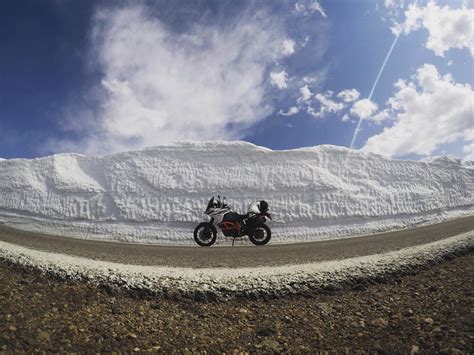 Fortunate Enough To Ride The Beartooth Highway 11000ft Rmotorcycles