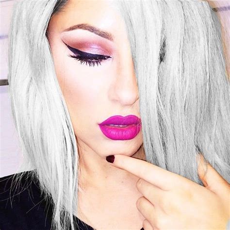 7 Amazing Hairstyles For Silver Grey Hair Pretty Designs