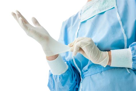 Why Nitrile Gloves Are Best For Medical Use Uk