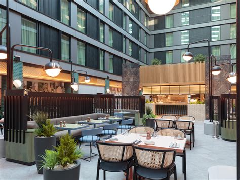 Бассейн отеля park inn heathrow 4* закрытый бассейн, бассейны с подогревом. Holiday Inn West Drayton Hotels | Holiday Inn London ...