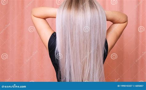 Beautiful Female Long Straight Blond Hair Dyed Wavy White Blond Hair