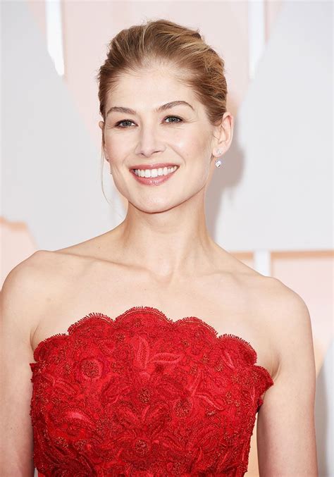 The 12 Best Beauty Looks On The 2015 Oscars Red Carpet Oscars Beauty