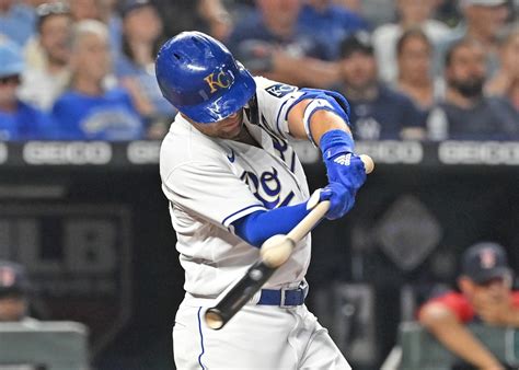 What Does The Kc Royals Restructure Of Rf Whit Merrifields Contract