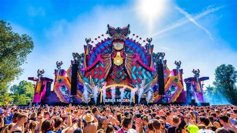 2019 (mmxix) was a common year starting on tuesday of the gregorian calendar, the 2019th year of the common era (ce) and anno domini (ad) designations, the 19th year of the 3rd millennium. Report: Mysteryland 2019 (zondag) - Festival Fans