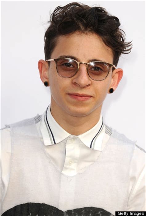 Moises arias news, gossip, photos of moises arias, biography, moises arias girlfriend list 2016. Sarcastic Trash & Severely Stressed. — Here are some stars ...