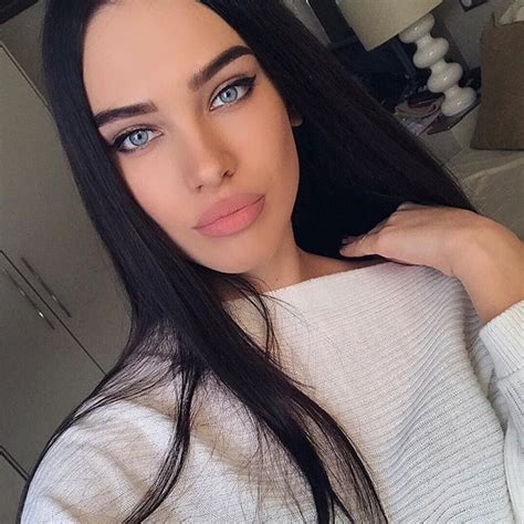 image of dasha derevyankina