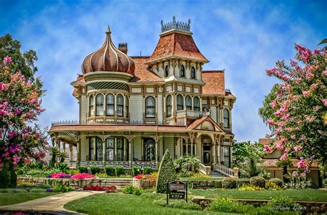 Morey Mansion Historical Redlands California ωнιмѕу ѕαη∂у Victorian