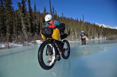 Bikepacking Alaskas White Mountains