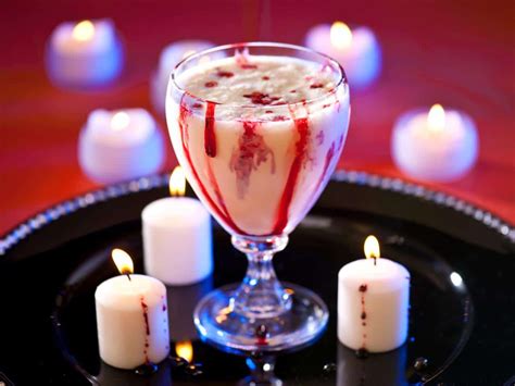 15 Spooky Halloween Themed Cocktails