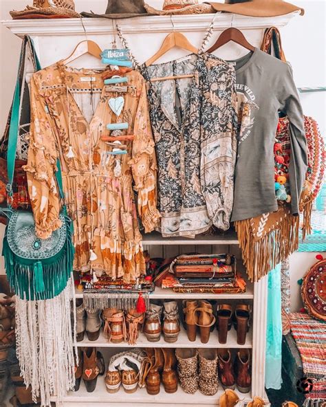 Boho Closet Inspiration Bohemian Lifestyle Bohemian Bags Groovy Clothes