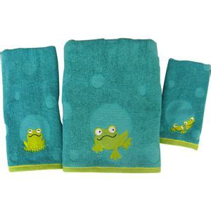 Redefine your bath time with excellent frog bath set on alibaba.com. Peeking Frogs 3pc Towel Set...this is what we have done ...