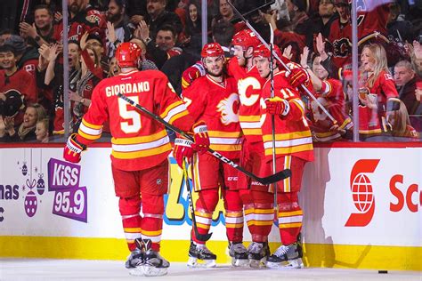 Flames Scorch Jets 6 2 Winning Streak Is Now At 6 Matchsticks And Gasoline