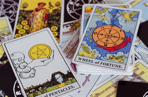 Understanding The Basic Tarot Card Meanings