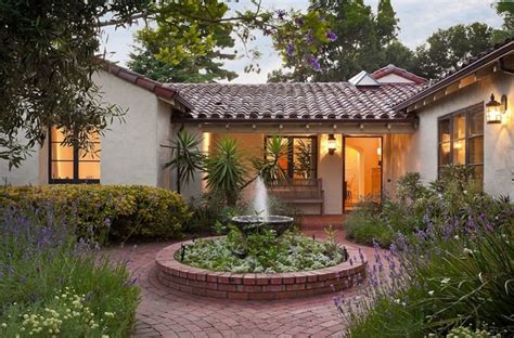 Spanish Style Home Plans With Courtyards 3 Bed Spanish Style House
