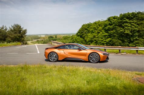 Listino prezzi 2021, motorizzazioni e scheda tecnica. 2018 BMW i8 E-Copper Review - (The Future of Supercars)
