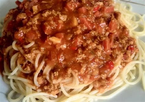 Mau itu spaghetti aglio olio, carbonara, atau bolognese semua bisa dihajar habis nggak pakai lama. Resep Spaghetti Bolognese Special oleh Summer Finn - Cookpad
