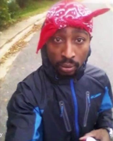 Welcome To Isaiah Akomor Blog New Selfie Claims To Prove Tupac