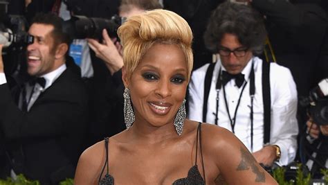 Bet Awards Mary J Blige Aap Rocky And Maxwell Among Latest