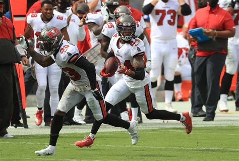 Tampa Bay Buccaneers: 5 players that need extensions ASAP - Page 3