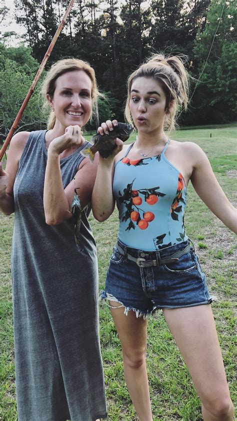 Sexy Mother And Daughter R Sadierobertson