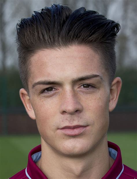 In essence, to recreate the jack grealish haircut you will need an undercut on the back and sides while the hair on top should be around 6 inches. Jack Grealish - Profil du joueur 19/20 | Transfermarkt