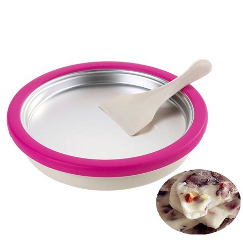 Ice cream rolls are one of the fastest growing food trends spreading across the world. JamieLin Manual Ice Cream Roll Maker Small Household Fried ...