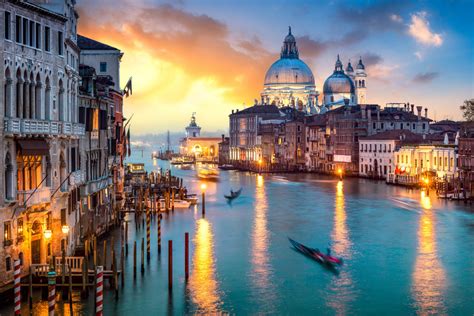Pacote De Viagem Para A Charmosa Itália De Veneza A Roma Agência