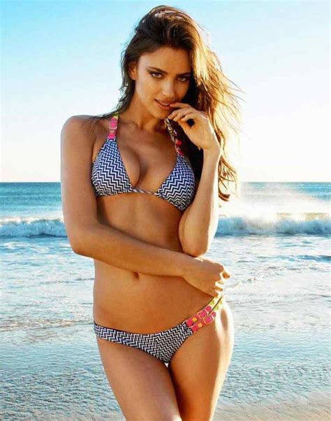 Irina Shayk Bikini Pictures Hot Irina Shayk Sports Illustrated