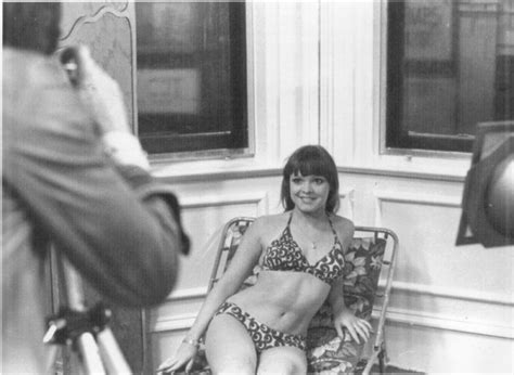 8 Hot Sexy Cathy Jones Bikini Pics
