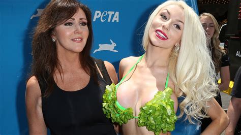 Tmi Courtney Stodden S Mom Admits She Had Romantic Feelings For Her