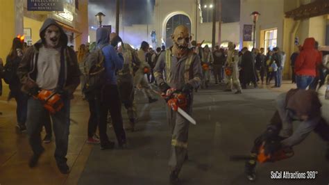 Crazy Chainsaw Chase Out At Halloween Horror Nights 2015 Universal