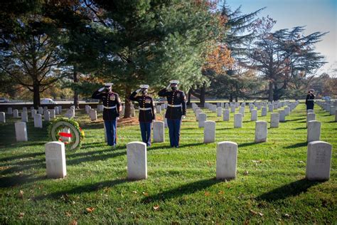 Dvids Images 245th Marine Corps Birthday Wreath Laying Image 3 Of 9