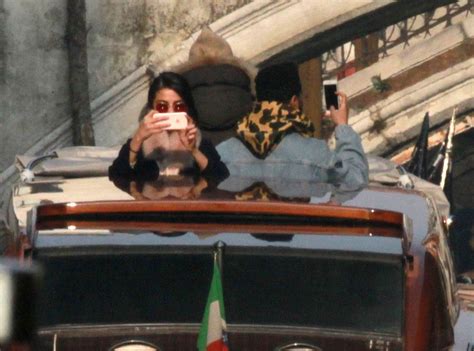 Selena Gomez And The Weeknd Can T Stop Kissing In Italy See More Pics From Their Romantic