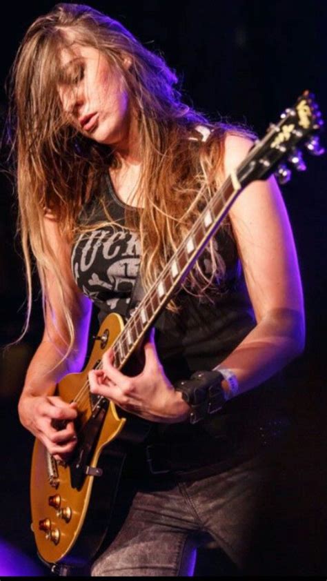 Pin By Charley Wolfe On Lady Rock Stars Female Guitarist Guitar Girl