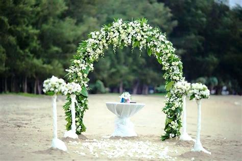 You can buy or rent these wedding arches almost anywhere and decorate to fit the theme of your. Guelph Flower Arches Rental - Premier Flower - Flower ...