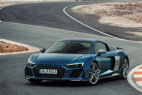 2022 Audi R8 Coupe Review Trims Specs Price New Interior Features