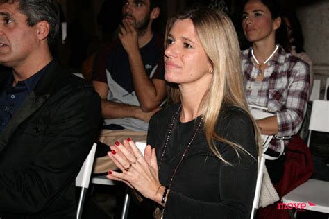 A moda é vista dia após dia nas ruas, não unicamente em. Lisboa homenageada em relógio solidário - MoveNotícias