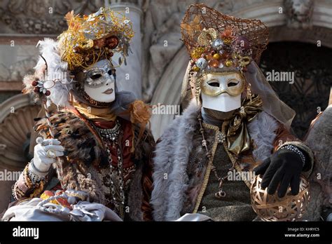 Costumes At Venice Carnival Hi Res Stock Photography And Images Alamy