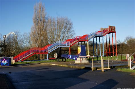 Pleasure Island Theme Park Urbex Devil