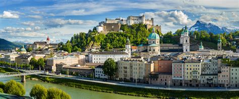 Salzburg is a city in austria, near the border with germany's bavaria state, with a population of 157,000 (2020). Hölzl & Hubner Gewerbeimmobilien Salzburg - Immmobilien ...