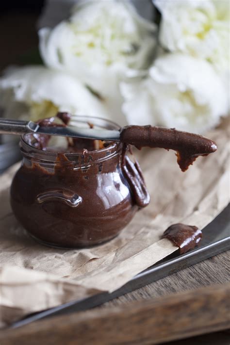 Chocolate Hazelnut Spread | Clean Eating with a Dirty Mind