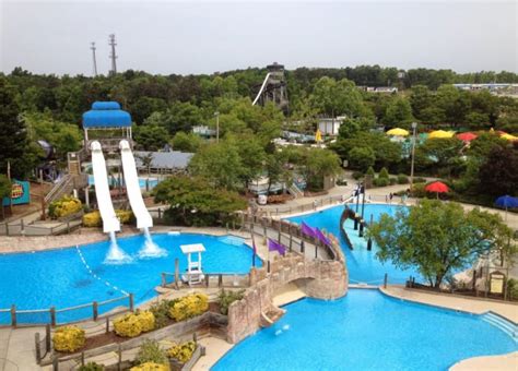 Wet N Wild In Greensboro North Carolina Has An Epic Lazy River