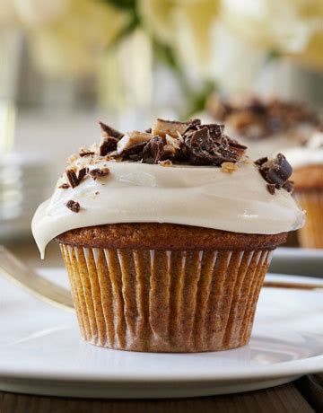 Two hints for a better result: Ina Garten's Pumpkin Cupcakes with Maple Frosting