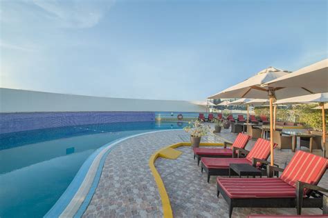 Pool Holiday Inn Bur Dubai Embassy District Dubai • Holidaycheck