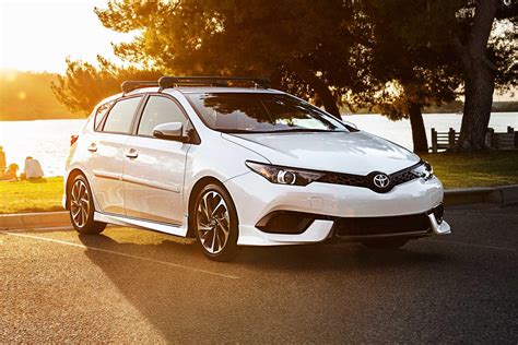 2018 Toyota Corolla Im Review Trims Specs Price New Interior
