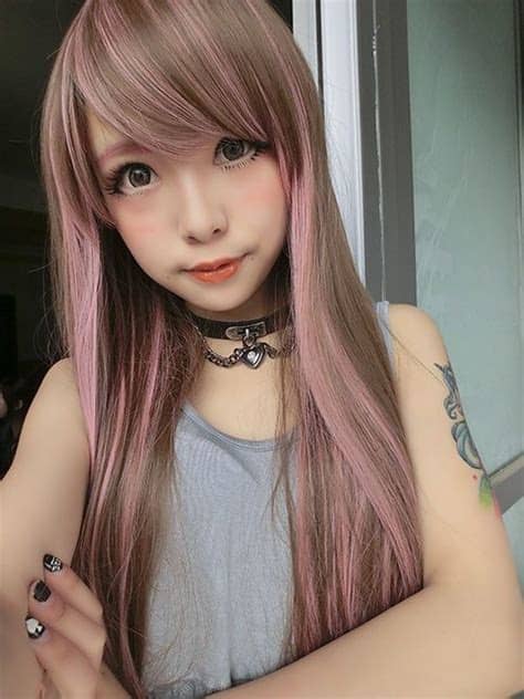 Always do a strand test before you dye your entire head. 25 best images about Hair Streaks on Pinterest | Gray hair ...
